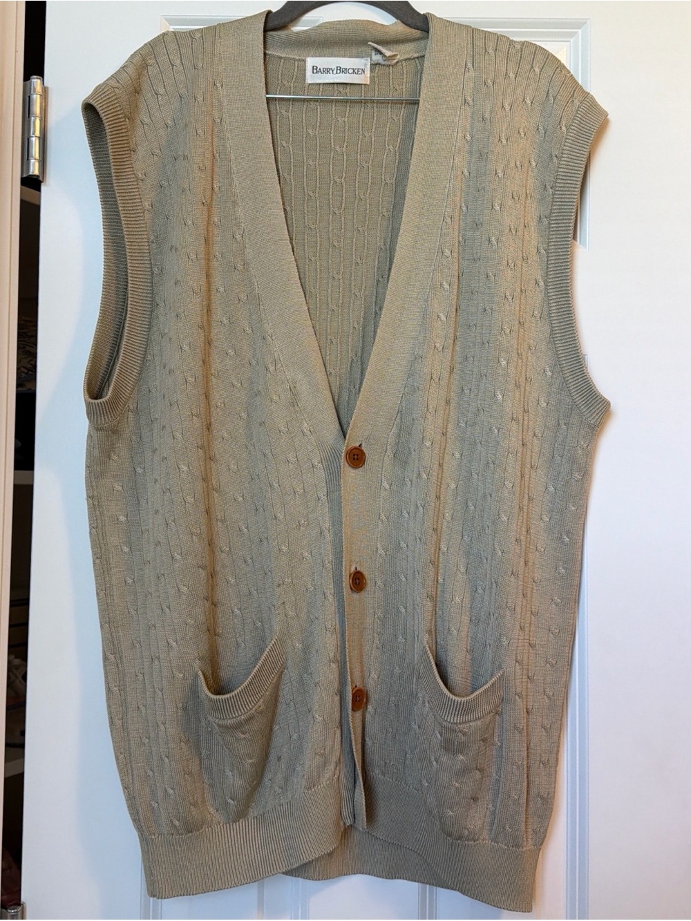 Barry Bricken Silk Beige Cable-Knit Men's Sleeveless Cardigan Vest